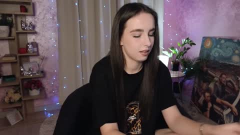 Snapshot of aurora_aksness chatting on 12.13.24 Aurora online show from 12.13.24