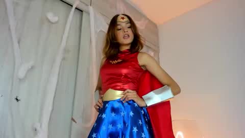 Snapshot of aurora_bunnie chatting on 10.31.25 Sharith online show from 10.31.25