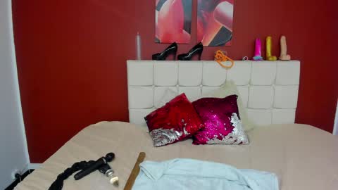 AURORA online show from 01.25.25