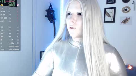 Snapshot of aurora_hotter chatting on 10.28.25 Miss A Fansly - Auroradomina1 online show from 10.28.25