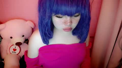 cute online show from 05.04.26