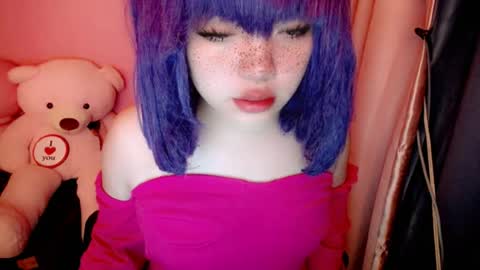 Snapshot of aurora_more chatting on 07.22.26 cute online show from 07.22.26