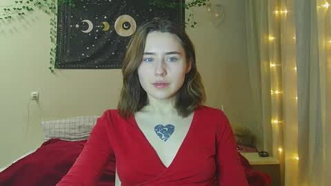 Snapshot of aurora_worker chatting on 01.02.25 Aurora online show from 01.02.25