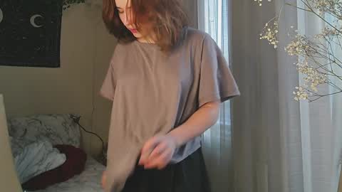 Snapshot of aurora_worker chatting on 02.26.25 Aurora online show from 02.26.25