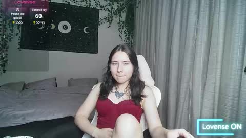 Snapshot of aurora_worker chatting on 10.10.25 Aurora online show from 10.10.25