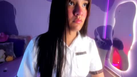 Snapshot of auroracute2 chatting on 10.07.25 auroracute2 online show from 10.07.25