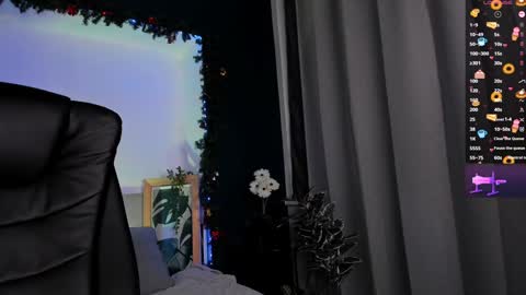 Aurora online show from 12.08.24