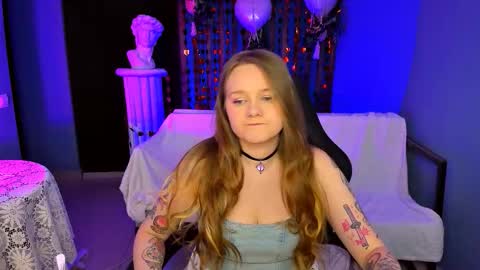 Snapshot of auroranelson chatting on 02.18.26 Aurora online show from 02.18.26