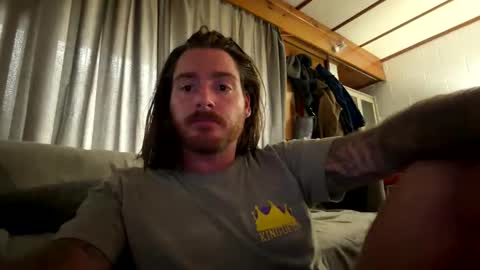 Snapshot of aussie_surf_dude chatting on 03.23.26 Aussie online show from 03.23.26