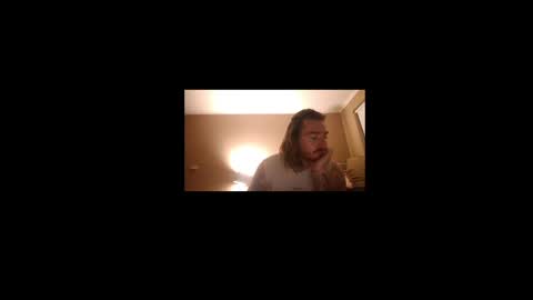 Snapshot of aussie_surf_dude chatting on 03.29.26 Aussie online show from 03.29.26