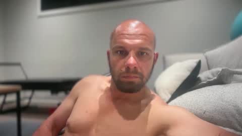 Snapshot of aussieboycal chatting on 03.21.26 aussieboycal online show from 03.21.26