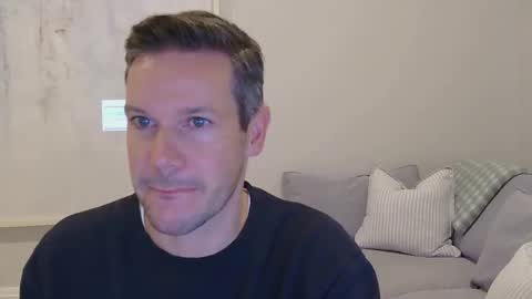 aussiesurfer0000 online show from 05.05.26