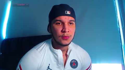 A online show from 08.02.26