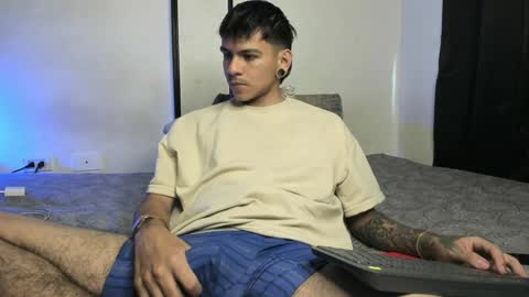 Snapshot of austin_falcon chatting on 12.05.24 Austin online show from 12.05.24