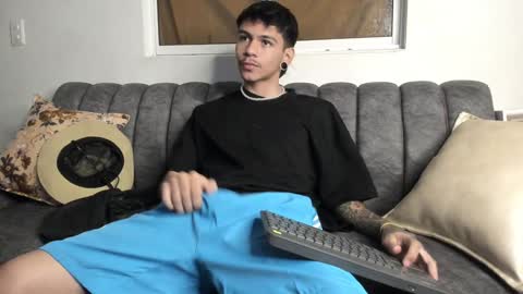 Snapshot of austin_falcon chatting on 12.13.24 Austin online show from 12.13.24