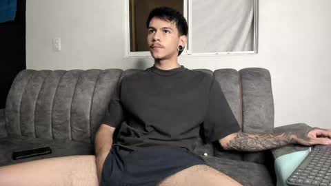 Snapshot of austin_falcon chatting on 01.15.25 Austin online show from 01.15.25