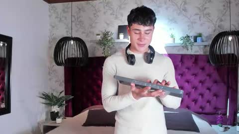 Austin  online show from 02.18.26