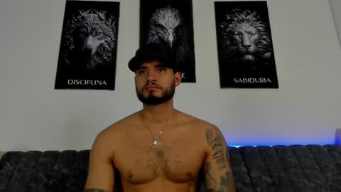 Snapshot of austintorres_ chatting on 06.30.26 AustinTorres online show from 06.30.26