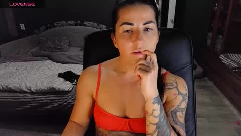 Ava online show from 12.15.25