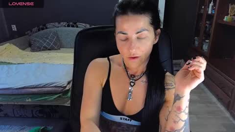 Snapshot of ava__doll chatting on 04.16.26 Ava online show from 04.16.26