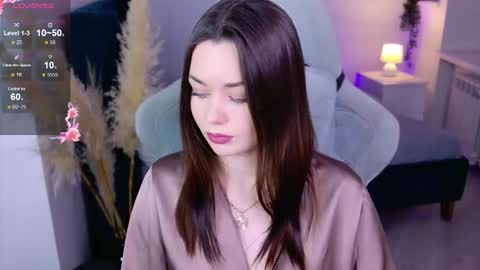 Ava online show from 10.04.25