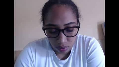 Snapshot of ava_f0xy chatting on 09.12.25 Ava Jordana online show from 09.12.25