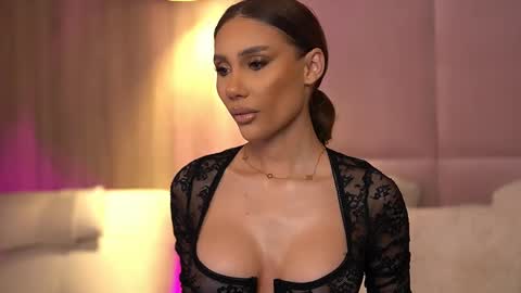 Ava online show from 02.02.25