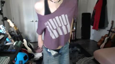 Ava online show from 04.30.26
