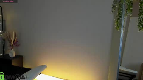 ava_sterling online show from 05.05.26