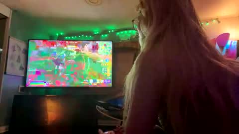 Snapshot of avababy18 chatting on 09.20.25 Ava online show from 09.20.25