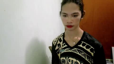 avacadaxcx online show from 10.05.25