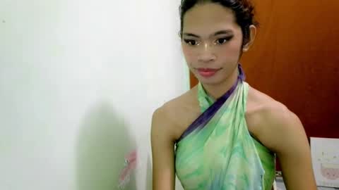 avacadaxcx online show from 10.19.25