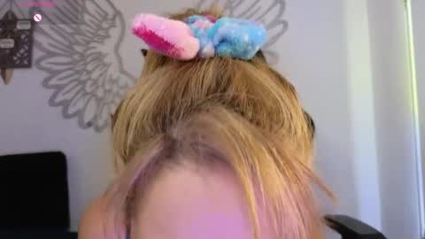 Ava online show from 05.03.26
