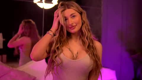 Carina online show from 03.04.25