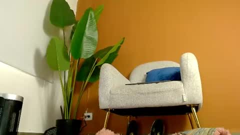 Snapshot of aveline_nuit chatting on 07.25.26 Hi im aqua is nice with me online show from 07.25.26