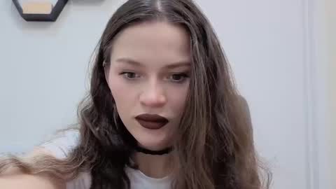 Aveline online show from 04.04.26