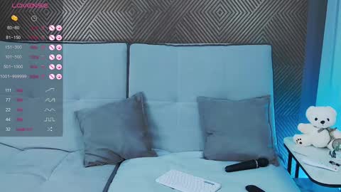 Aveline online show from 02.14.25