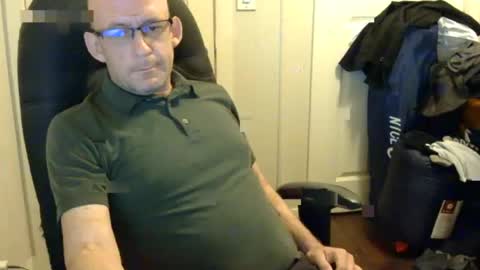 Snapshot of averagejerkoff chatting on 07.29.26 averagejerkoff online show from 07.29.26