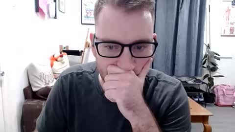 averagepenisalex online show from 12.20.25