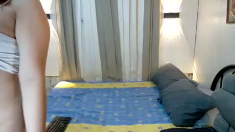 Snapshot of avery_7 chatting on 09.19.25 avery_7 online show from 09.19.25