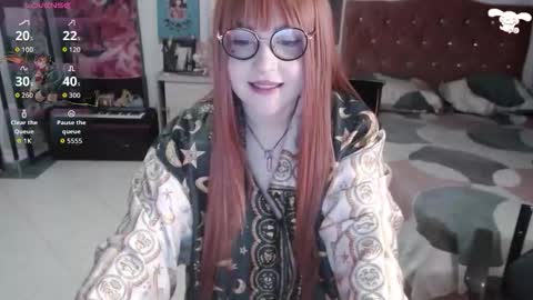 Abril online show from 10.15.25
