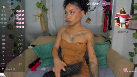 Snapshot of avril_jackson chatting on 09.25.25 Avril online show from 09.25.25