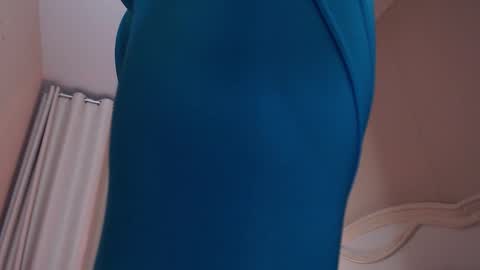 Avrora Inst online show from 11.27.25