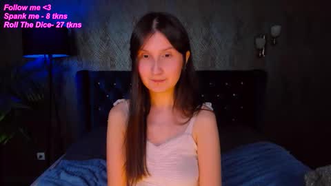 Avrora online show from 11.11.25