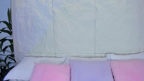 Avy  online show from 12.01.25