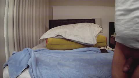 Snapshot of awardy3211 chatting on 11.03.25 awardy3211 online show from 11.03.25