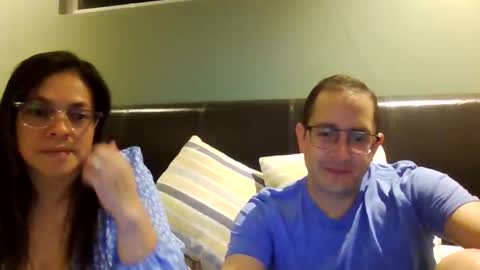 Snapshot of awesome_couple_hell chatting on 10.20.25 hell yeah online show from 10.20.25