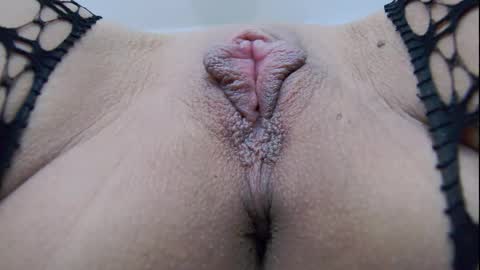 Snapshot of axarawilliams chatting on 12.01.25 Alexa online show from 12.01.25