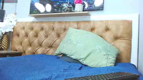 Snapshot of axel_castillo21 chatting on 01.08.26 Axel online show from 01.08.26