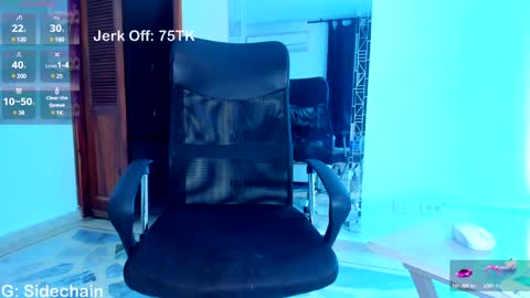 Snapshot of axel_cifer chatting on 01.22.25 Axel cifer online show from 01.22.25